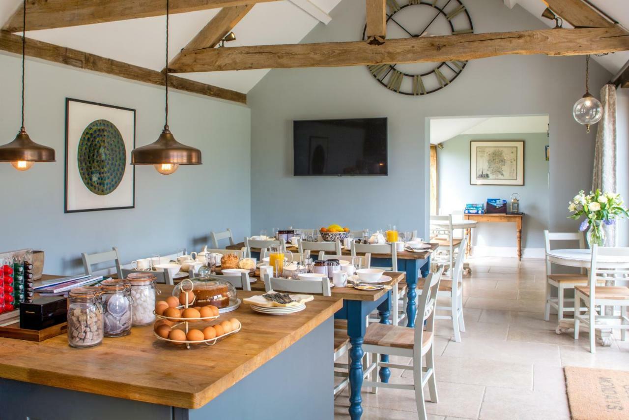 The Cowsheds Villa Brinkworth Dış mekan fotoğraf